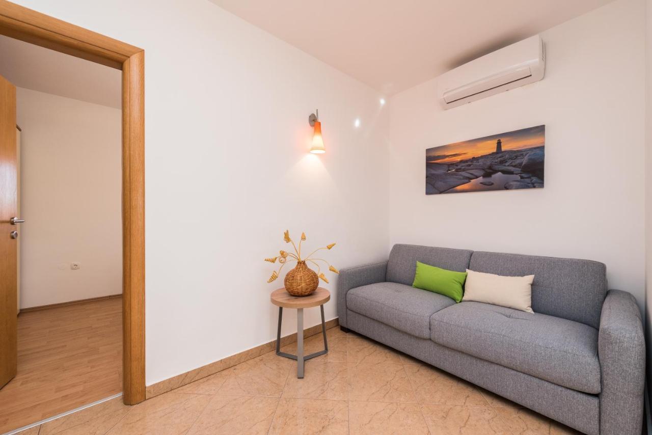 Apartments Yellow 노바야 외부 사진
