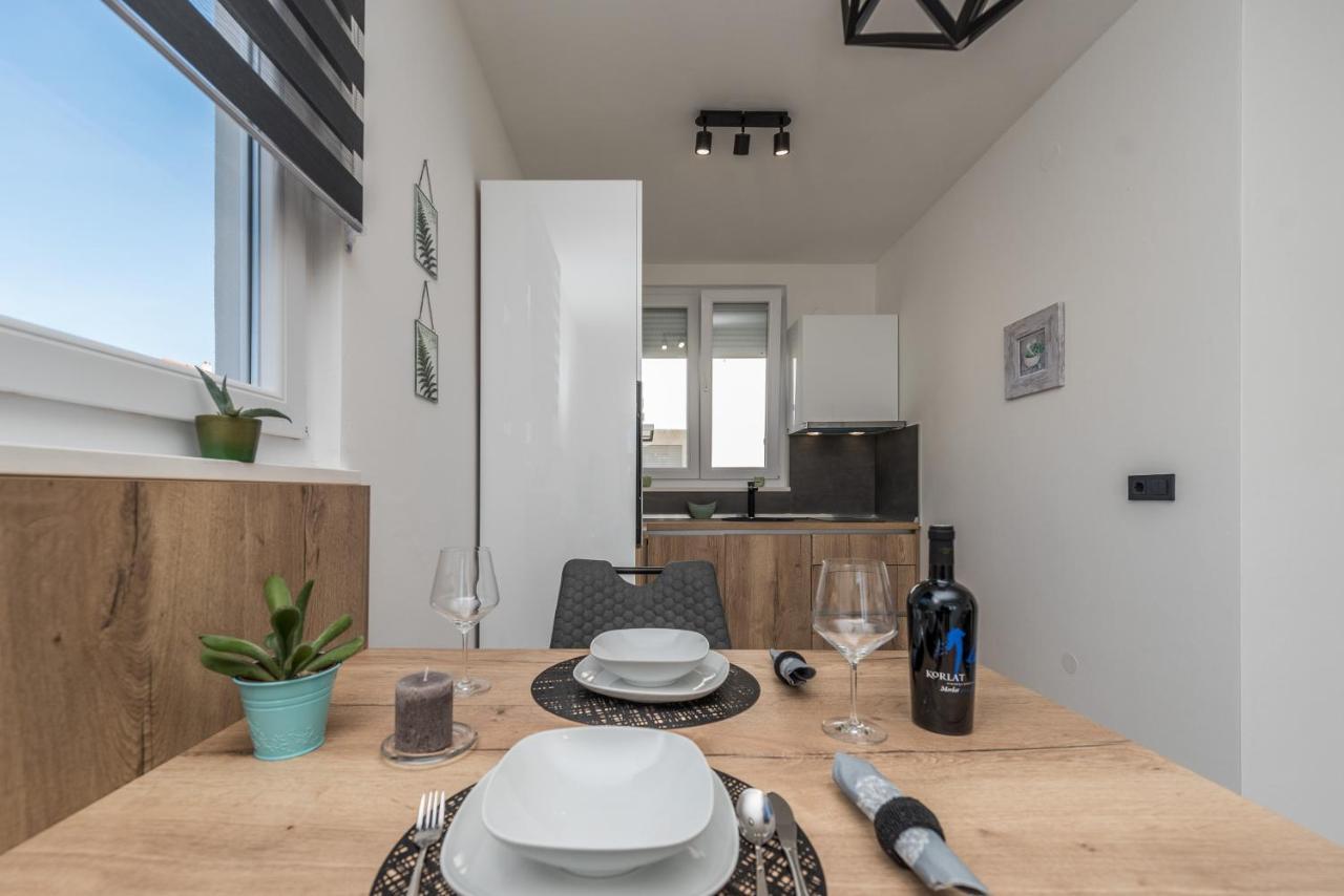 Apartments Yellow 노바야 외부 사진